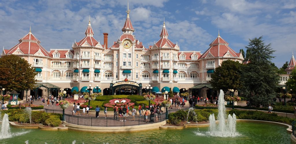 Deposito bagagli Disneyland Paris 2 Deposito bagagli disneyland Paris deve si trova