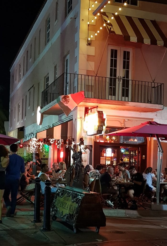 Cosa vedere a Miami Beach: Espanola Way 3 Cosa vedere a miami espanola Way dove mangiare