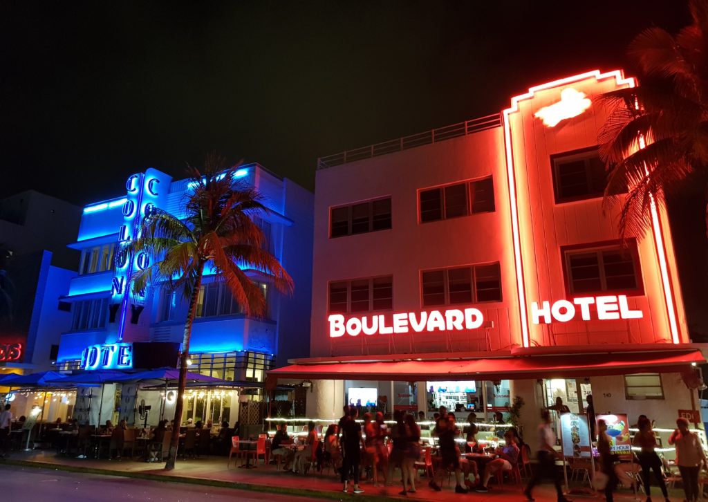 Cosa vedere a Miami South Beach? Ocean Drive 1 cosa vedere a miami colony