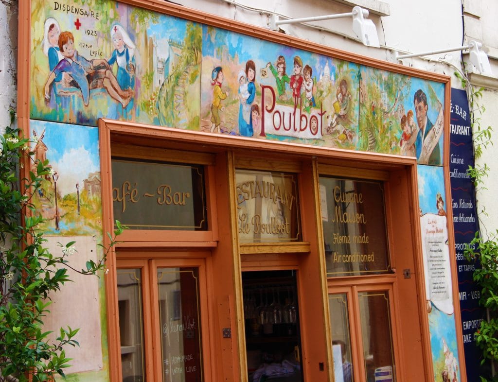 Montmartre: quartiere e piazza degli artisti Parigi! 10 parigi montmatre quartiere degli artisti basilica sacro cuore