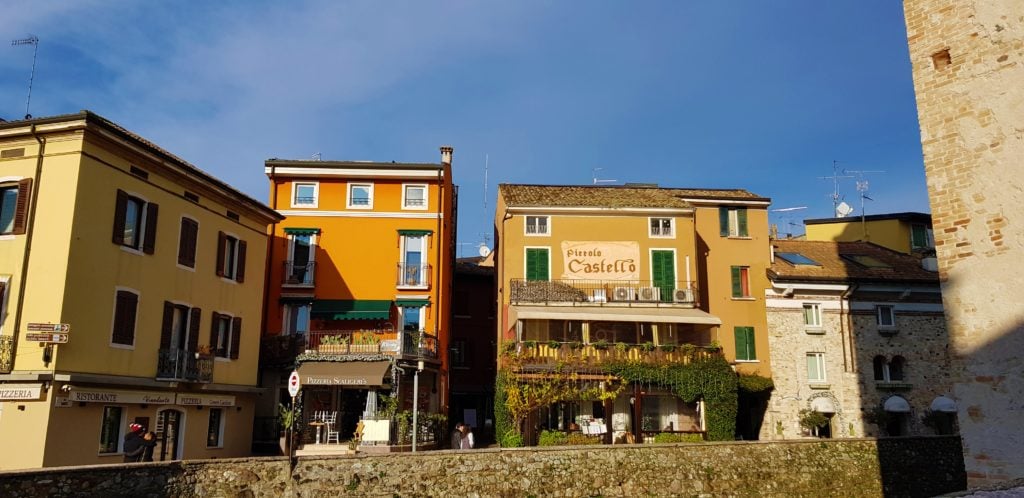 Top 7 Lago di Garda Sirmione cosa vedere? 13 Sirmione Lago di Garda cosa fare dinverno paese 2 scaled