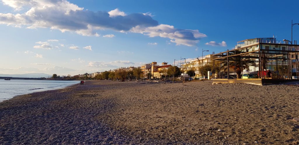 Spiagge Kalamata: la spiaggia e la passeggiata. 1 spiaggia kalamata
