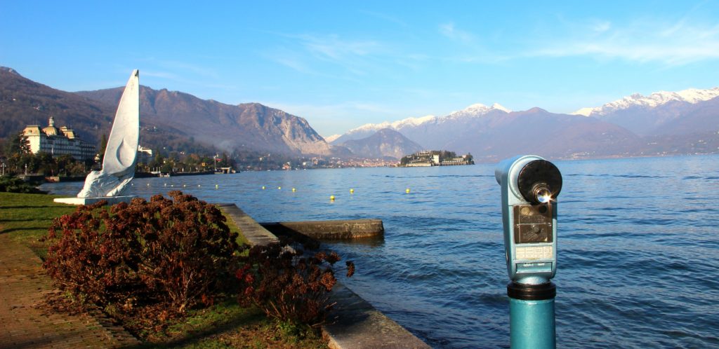 Top 10 Lago Maggiore cosa vedere? I migliori posti del Lago Maggiore 98 Isole Borromee Lago Maggiore e Stresa in inverno