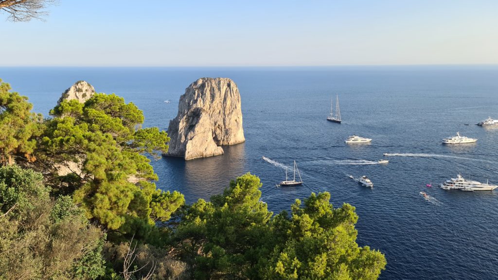 TOP 10 Capri cosa vedere? Grotta Azzurra Capri, Monte Solaro e ... 32 capri cosa vedere primo belvedere tragara