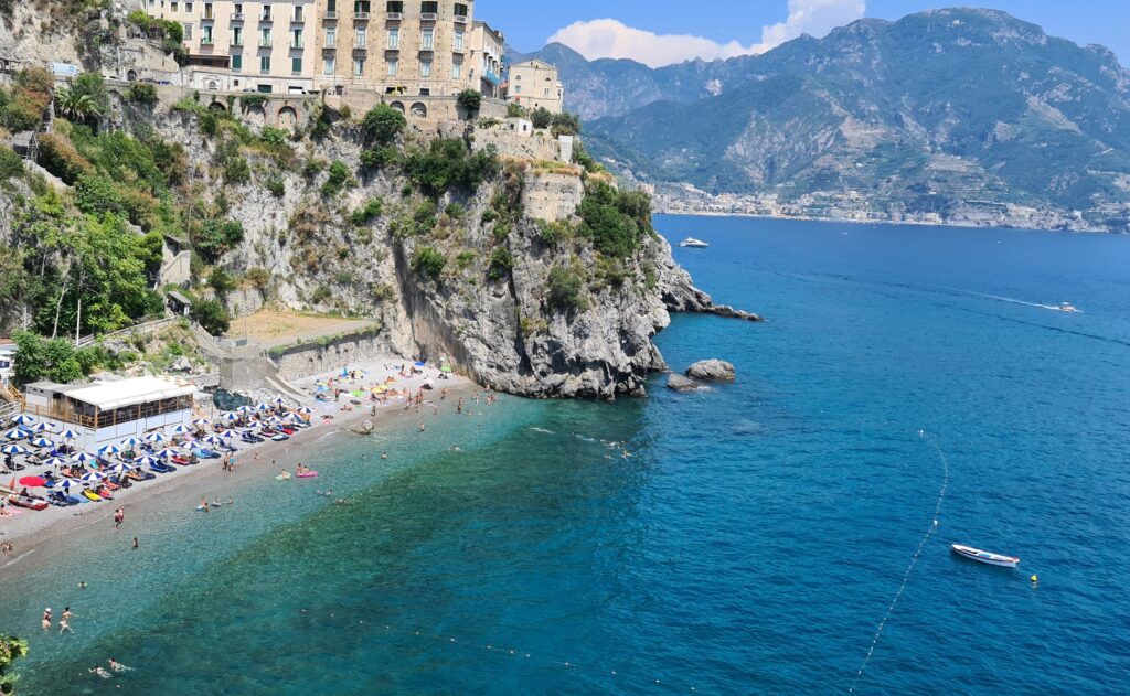 TOP Spiagge Costiera Amalfitana Cosa vedere? 104 spiaggia di castiglione lido di ravello