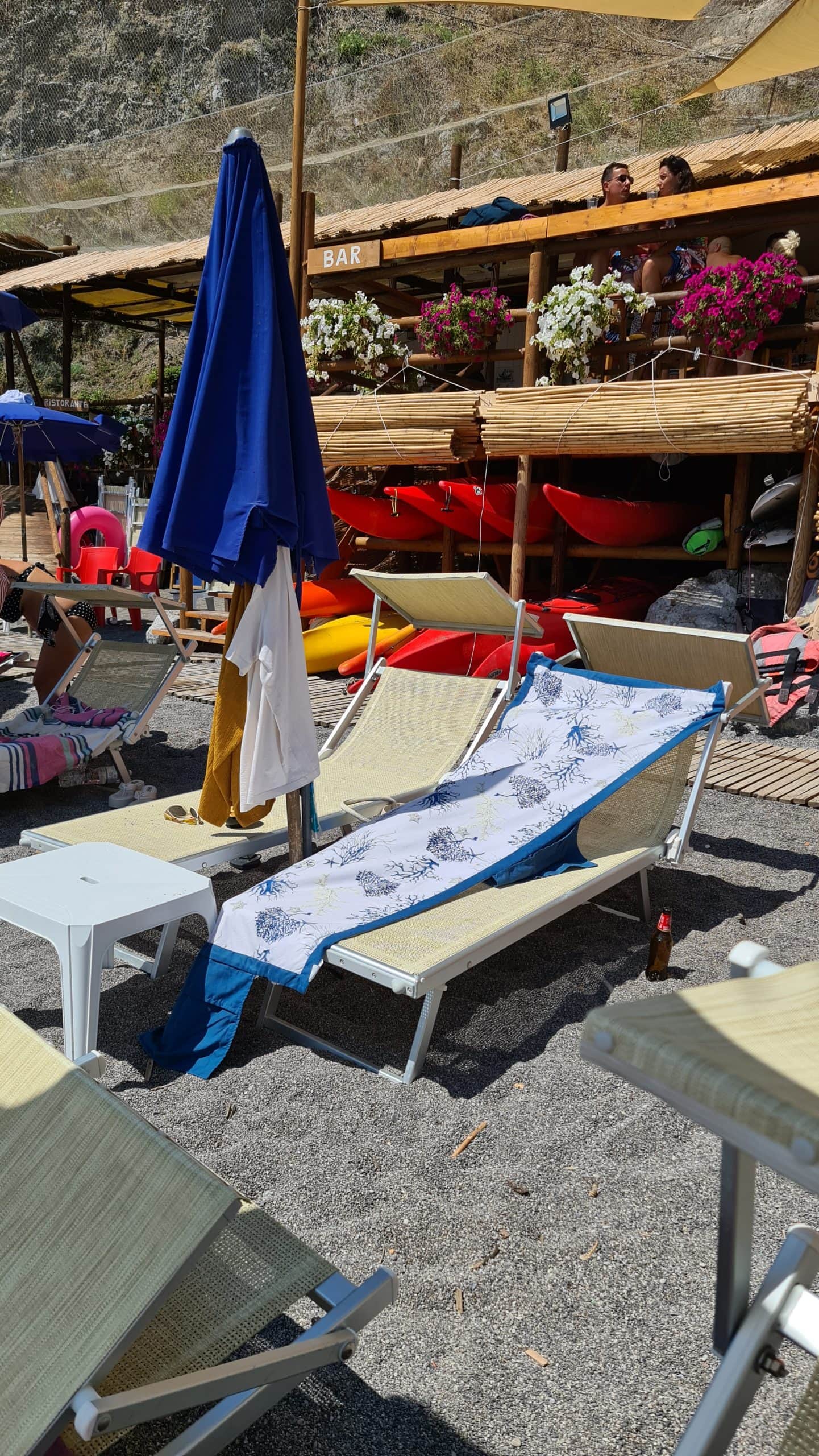 TOP Spiagge Costiera Amalfitana Cosa vedere? 42 cosa vedere costiera amalfitana spiagge il duoglio beach lido degli artisti 15 scaled