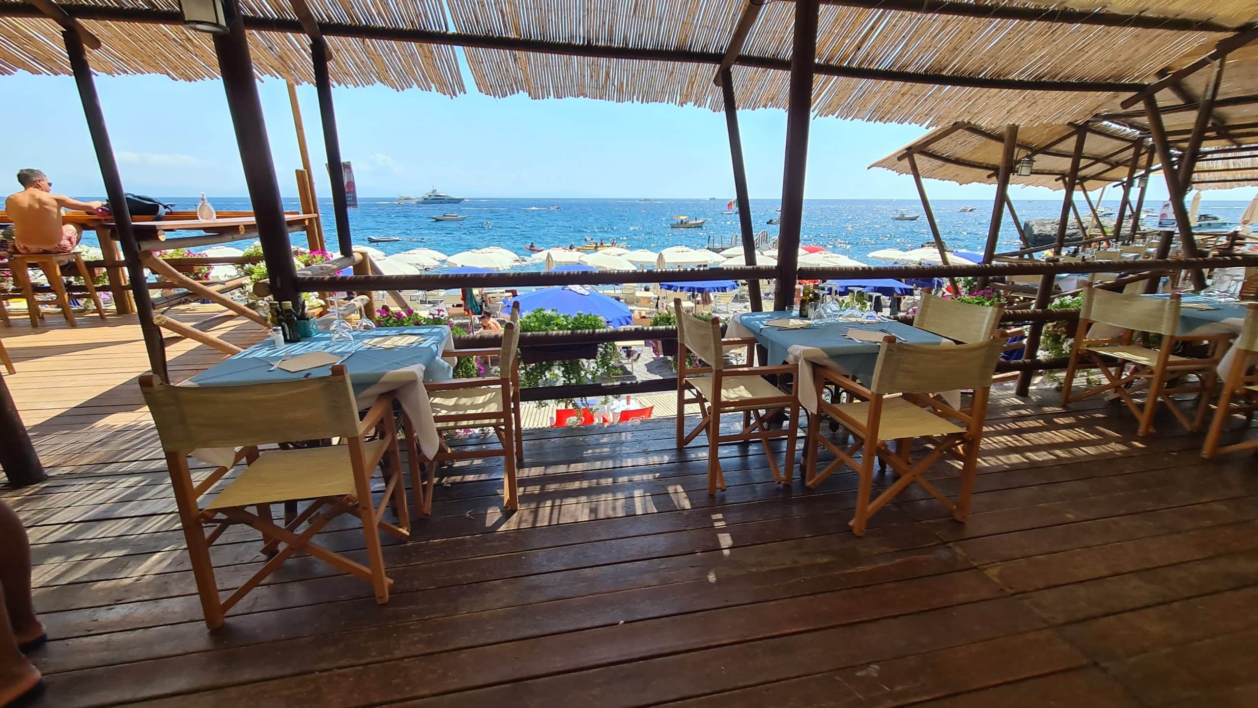 TOP Spiagge Costiera Amalfitana Cosa vedere? 43 cosa vedere costiera amalfitana spiagge il duoglio beach lido degli artisti 16 scaled