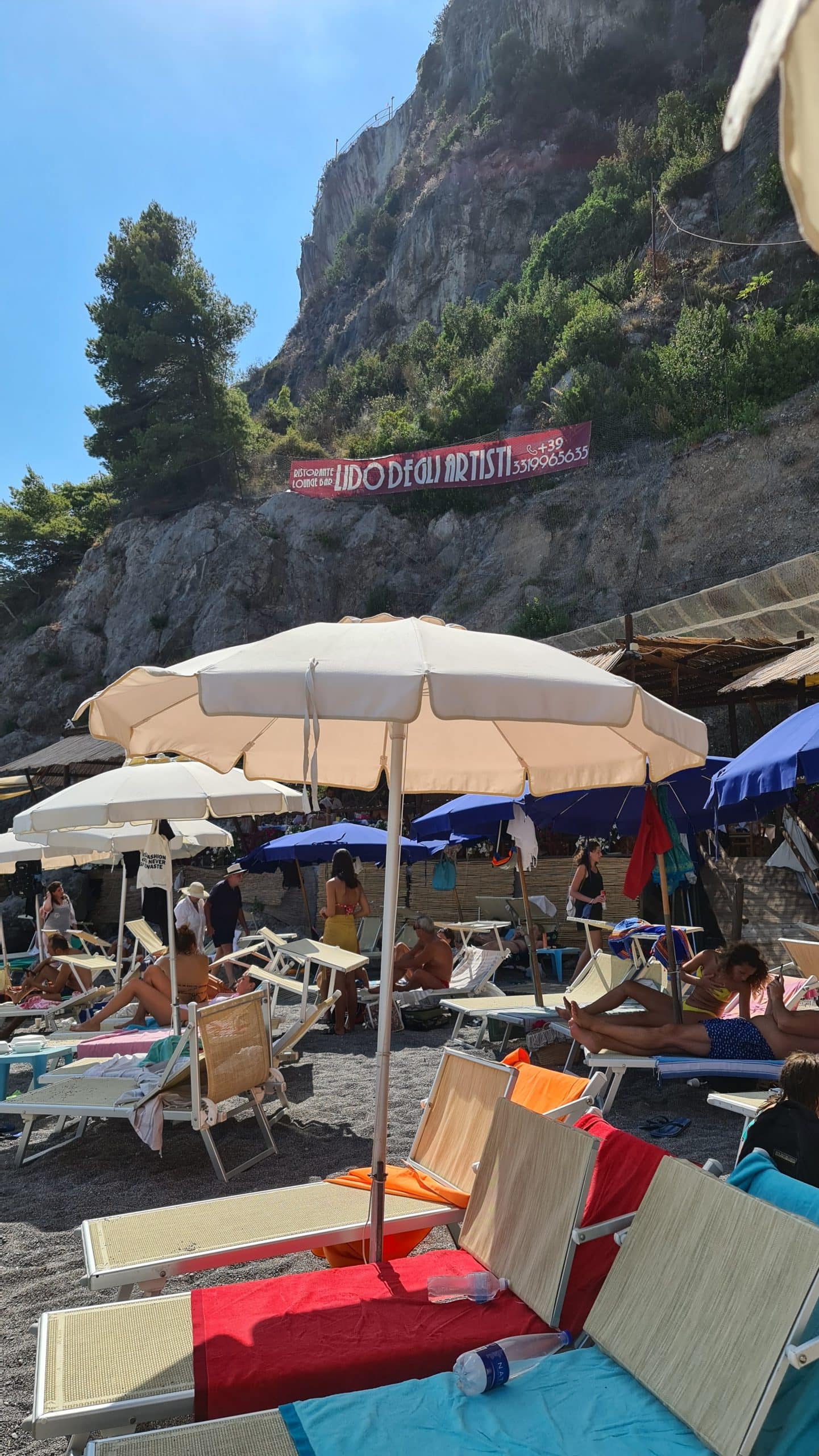 TOP Spiagge Costiera Amalfitana Cosa vedere? 51 cosa vedere costiera amalfitana spiagge il duoglio beach lido degli artisti 24 scaled