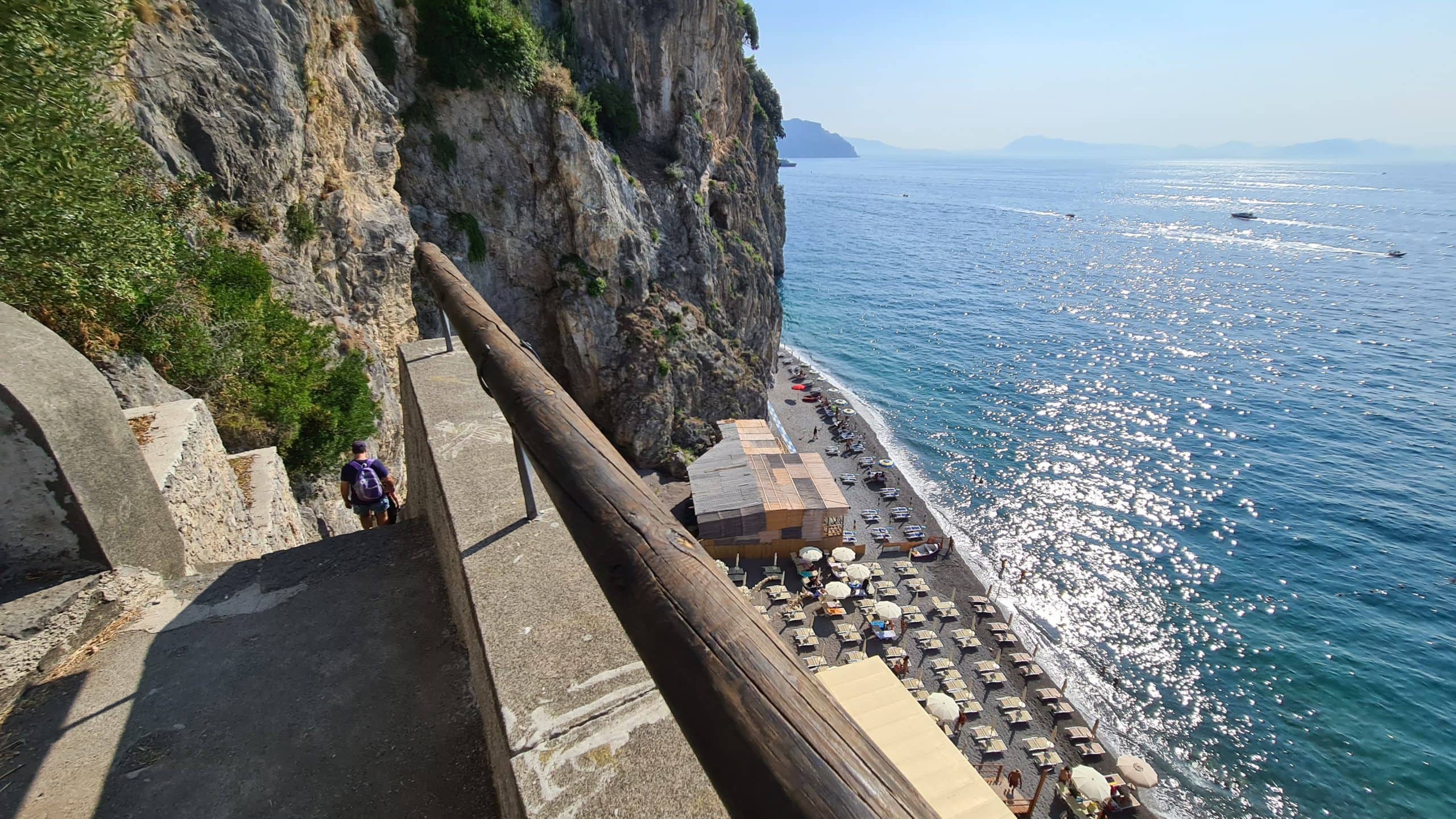 TOP Spiagge Costiera Amalfitana Cosa vedere? 54 cosa vedere costiera amalfitana spiagge il duoglio beach lido degli artisti scalini scaled