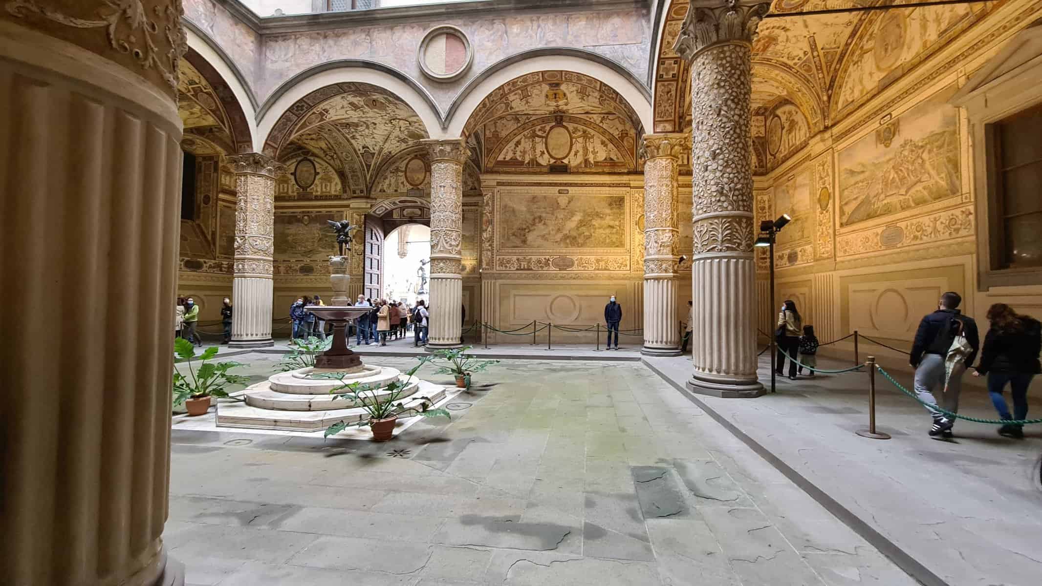Cose da vedere a Firenze Palazzo Vecchio 4 scaled