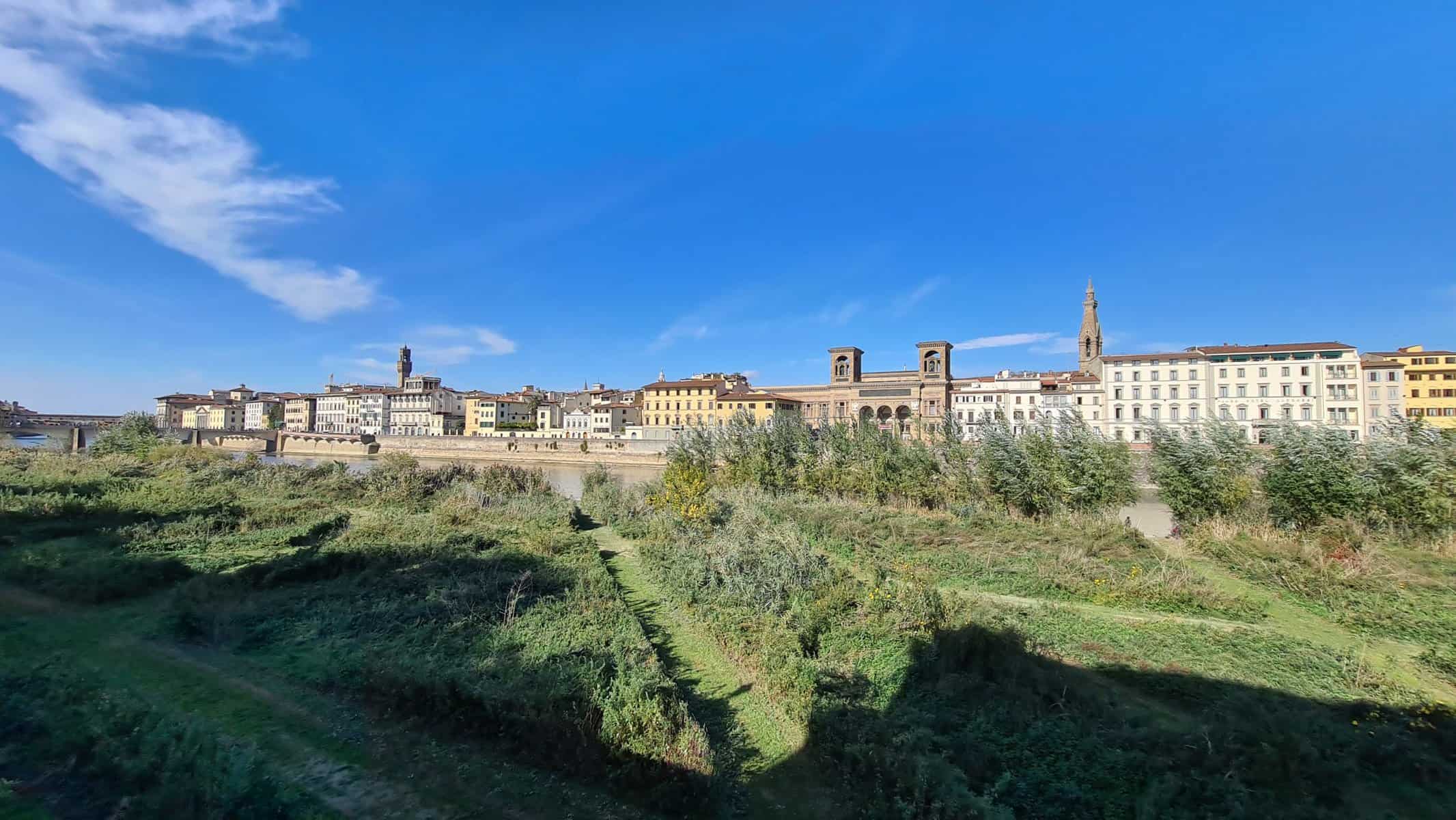 Cose da vedere a Firenze arno passeggiata lungo il fiume 4 scaled