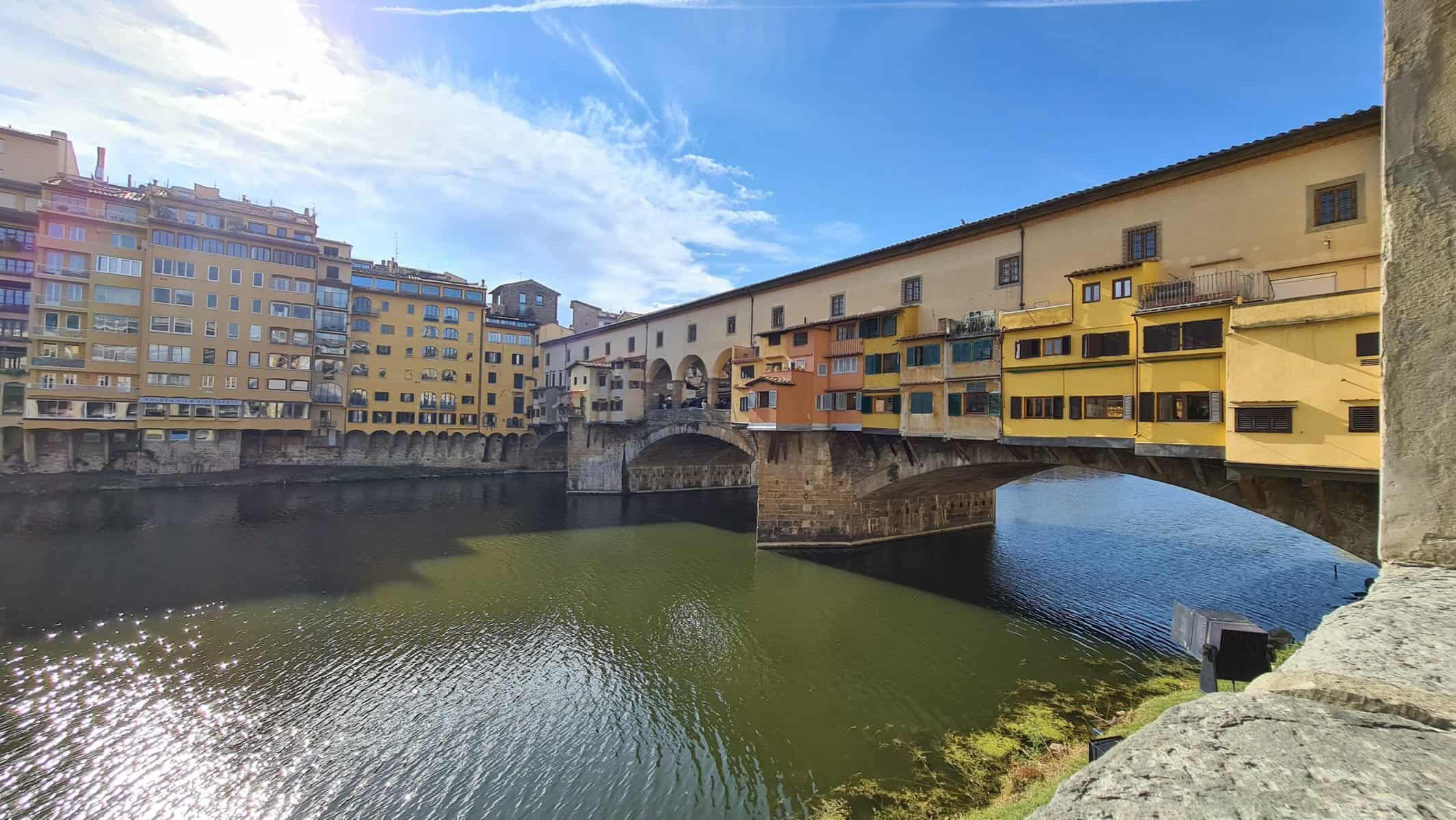 Cose da vedere a Firenze ponte vecchio 4 scaled