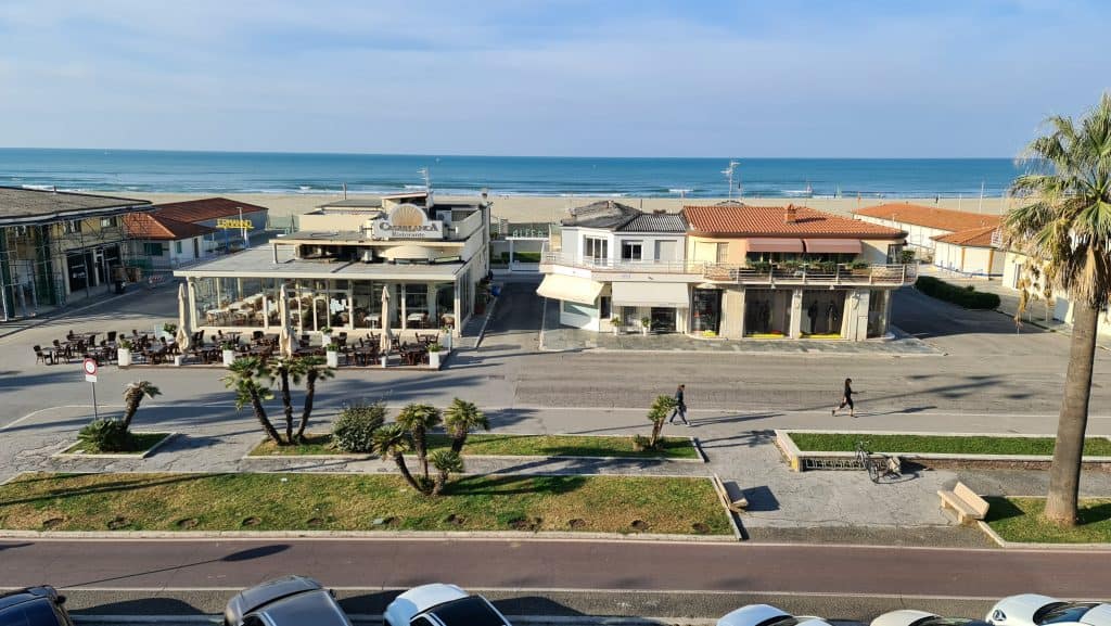 Viareggio cosa vedere? Spiaggia Viareggio... 3 Viareggio cosa vedere? Spiaggia Viareggio