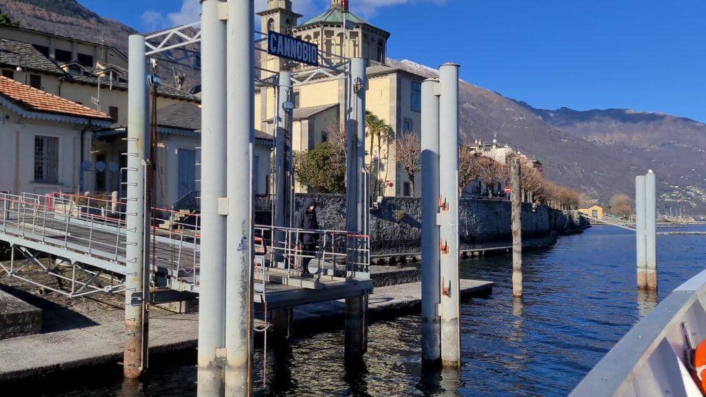 Top 10 Lago Maggiore cosa vedere? I migliori posti del Lago Maggiore 93 Cannobio Lago Maggiore dalla barca in inverno tripilare 21