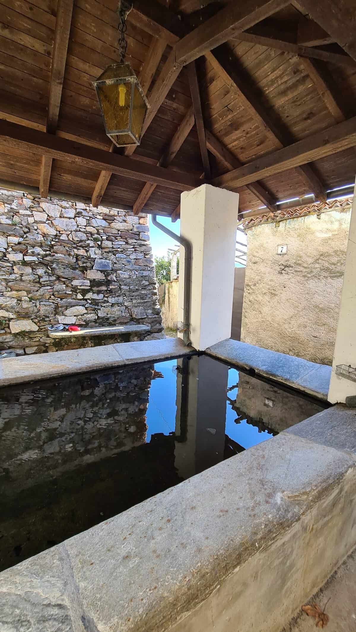 Top 10 Lago Maggiore cosa vedere? I migliori posti del Lago Maggiore 26 antico lavatoio cannero riviera lago maggiore in inverno tripilare 2 scaled