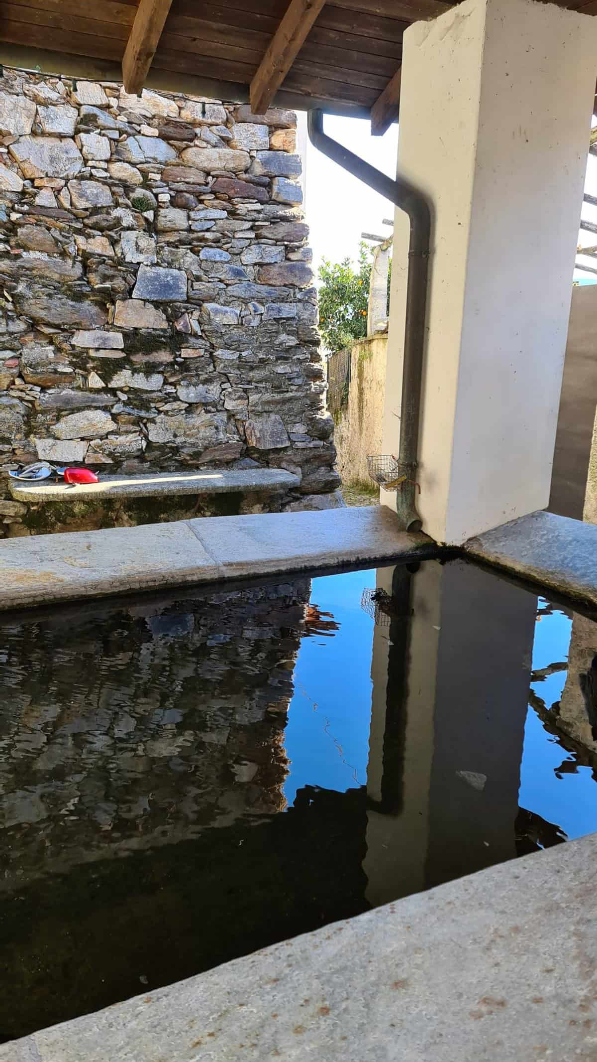 Top 10 Lago Maggiore cosa vedere? I migliori posti del Lago Maggiore 28 antico lavatoio cannero riviera lago maggiore in inverno tripilare scaled
