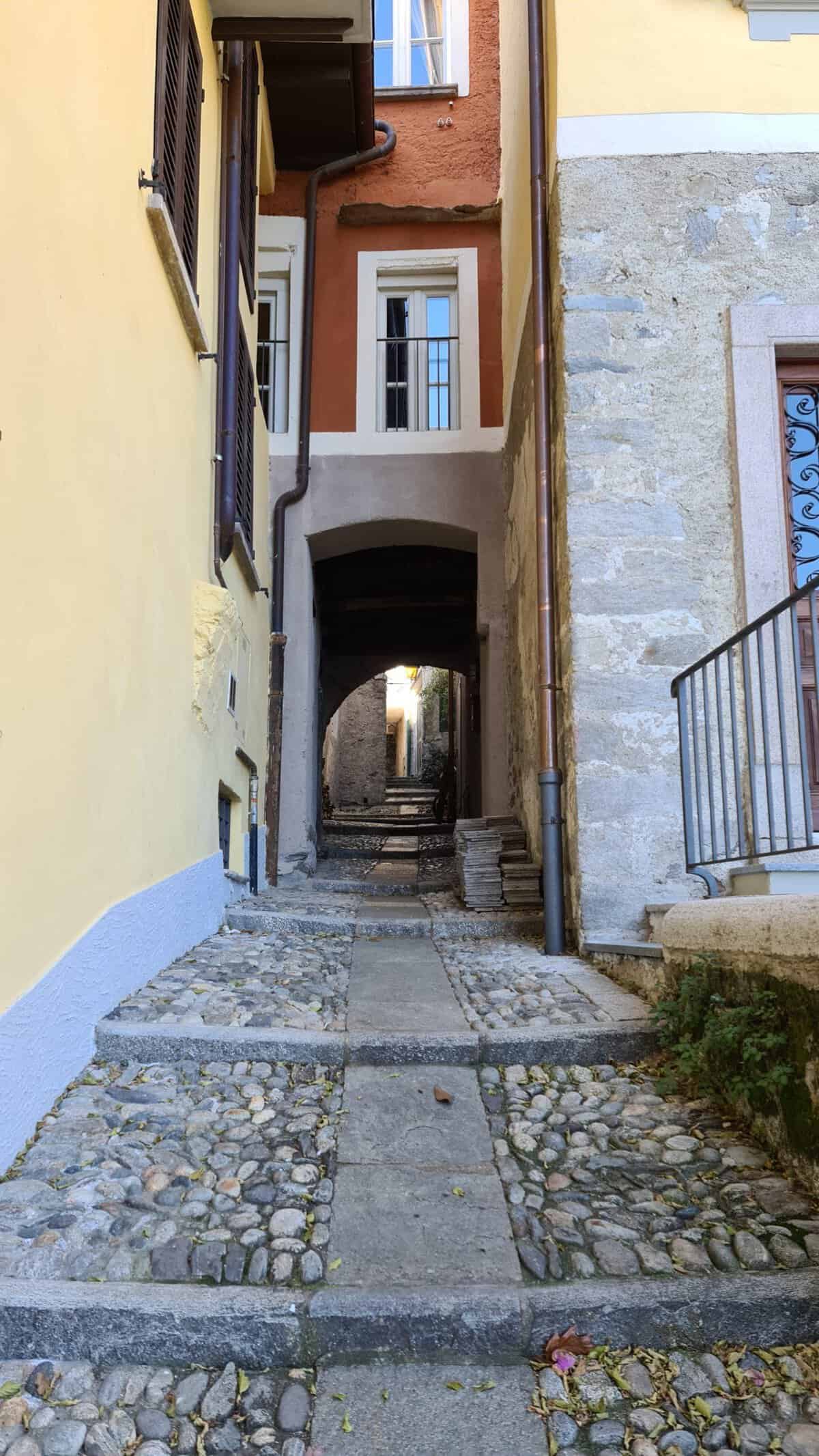 Top 10 Lago Maggiore cosa vedere? I migliori posti del Lago Maggiore 20 strade centro cannero riviera lago maggiore in inverno tripilare 5 scaled
