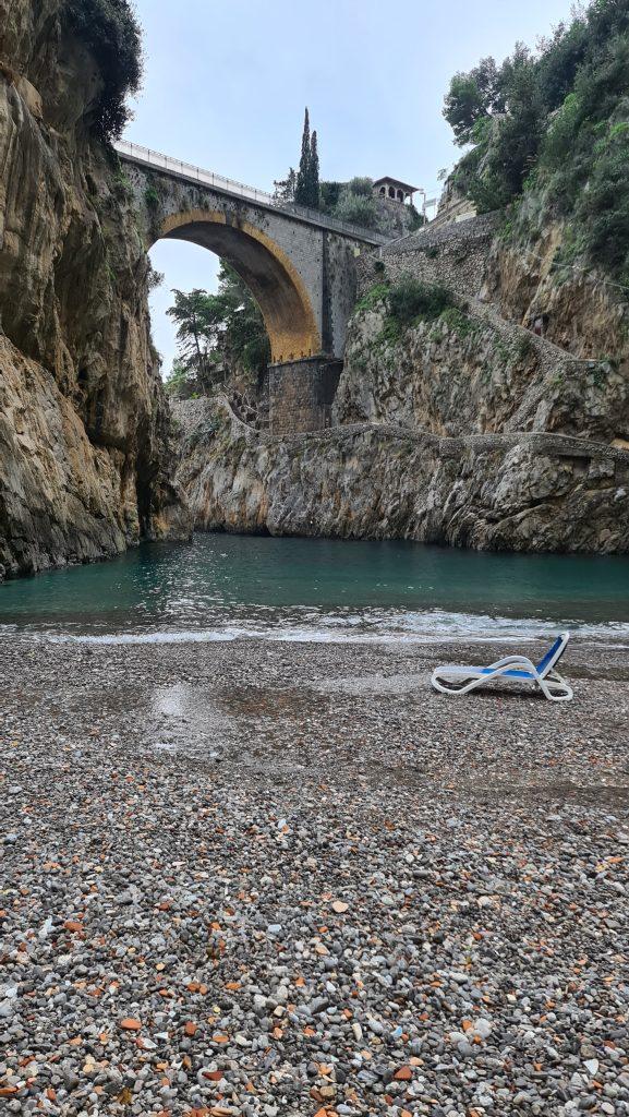 TOP Spiagge Costiera Amalfitana Cosa vedere? 127 Spiaggia Fiordo di Furore in inverno Costiera Amalfitana tripilare 14