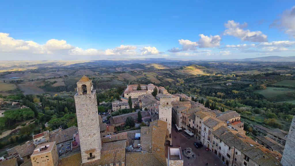 Top 10 Cosa vedere a San Gimignano? 79 Cosa vedere a San Gimignano torre grossa vista toscana dallalto tripilare 10