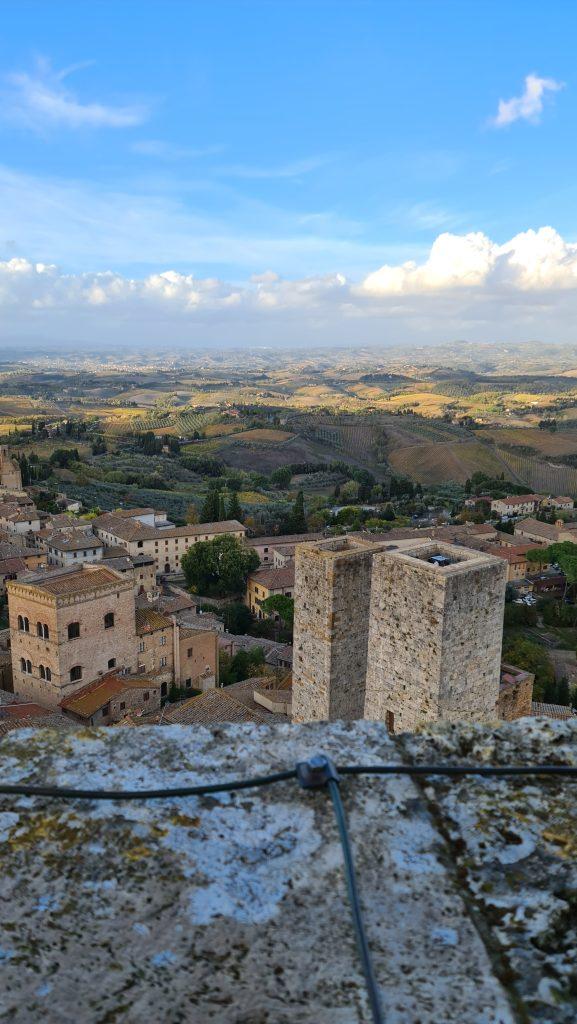 Top 10 Cosa vedere a San Gimignano? 80 Cosa vedere a San Gimignano torre grossa vista toscana dallalto tripilare 11