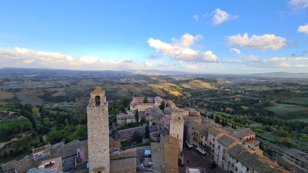 Top 10 Cosa vedere a San Gimignano? 93 Cosa vedere a San Gimignano torre grossa vista toscana dallalto tripilare 24