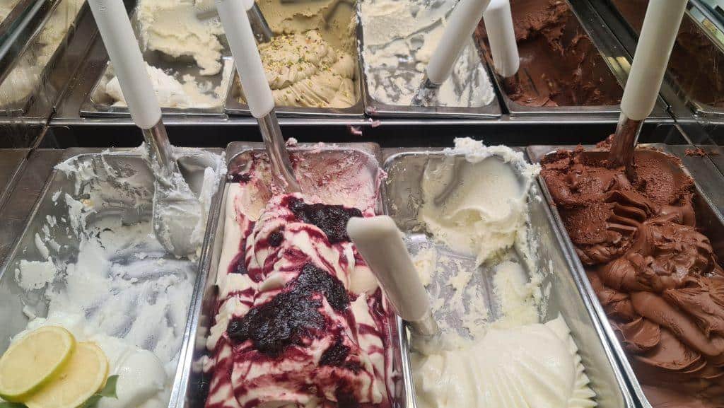 Top 10 Cosa vedere a San Gimignano? 98 Toscana gelateria san gimignano vincitore campione gelateria dondoli 2