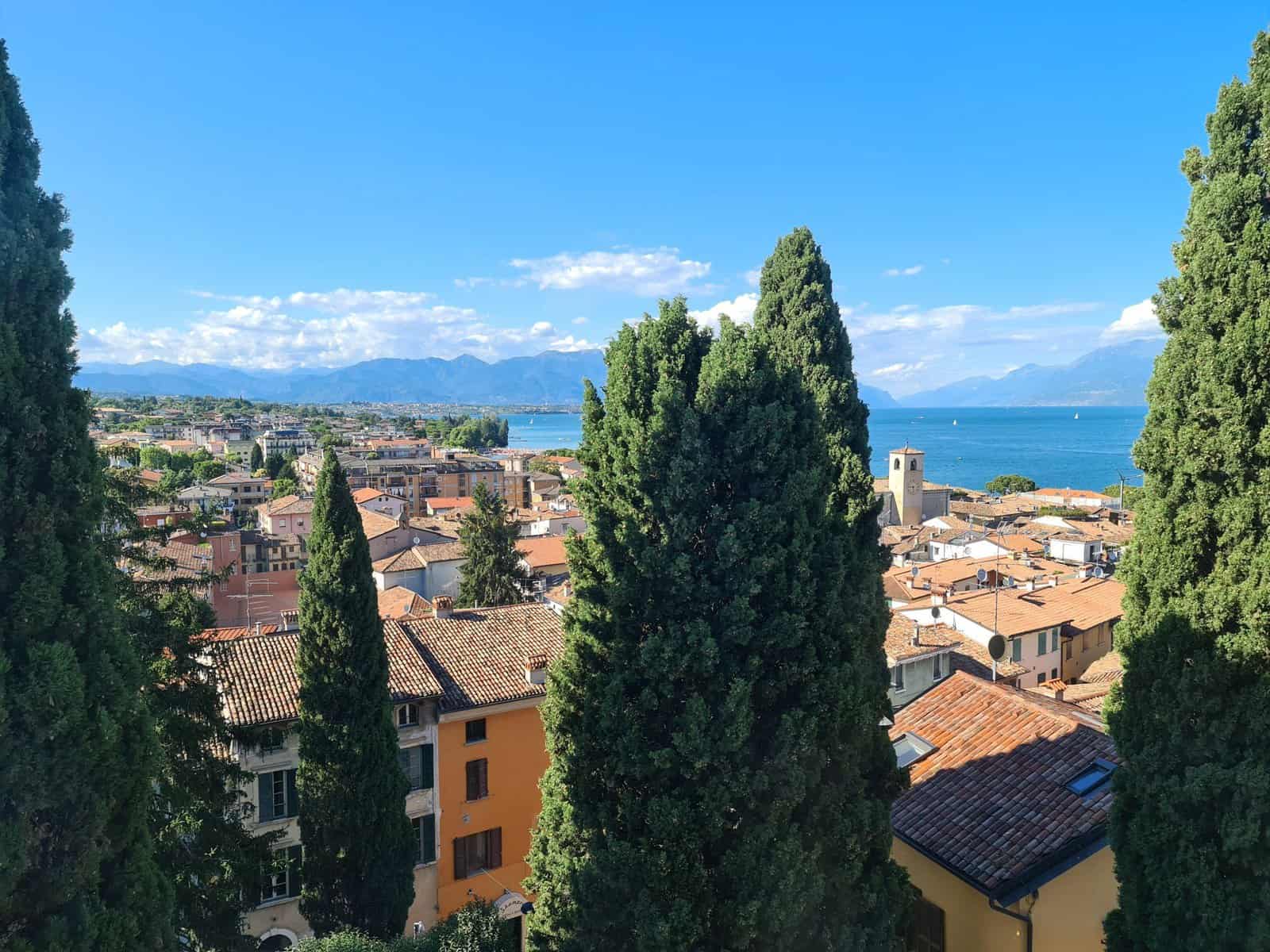 Top 8 Desenzano del Garda Cosa Vedere? 24 Lago di Garda Desenzano sul Garda cosa vedere tripilare 9