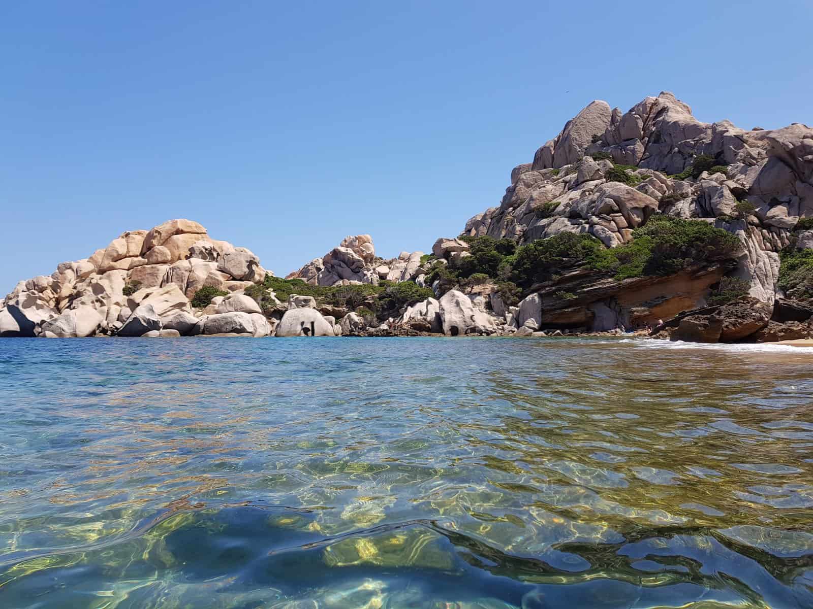 Top Spiagge Santa Teresa di Gallura + Santa Teresa di Gallura cosa vedere? 8 Capo testa Spiagge Santa Teresa di Gallura Santa Teresa di Gallura cosa vedere tripilare 7
