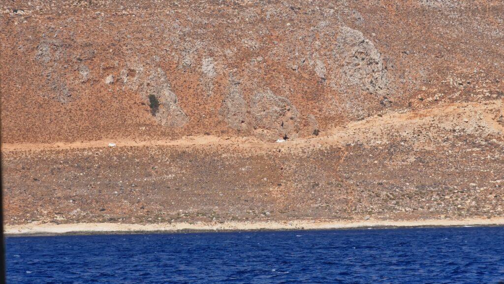 Spiaggia e Laguna di Balos a Creta: importanti cose da sapere prima di andare 5 Creta Strada sterrata per la spiaggia di Balos da percorrere in auto o jeep 1