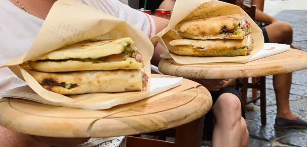 TOP 10 Cosa vedere a Sorrento. Sorrento Spiagge Costiera e... 67 AMarenna Sorrento Bakery Bistrot Sorreno dove mangiare 3