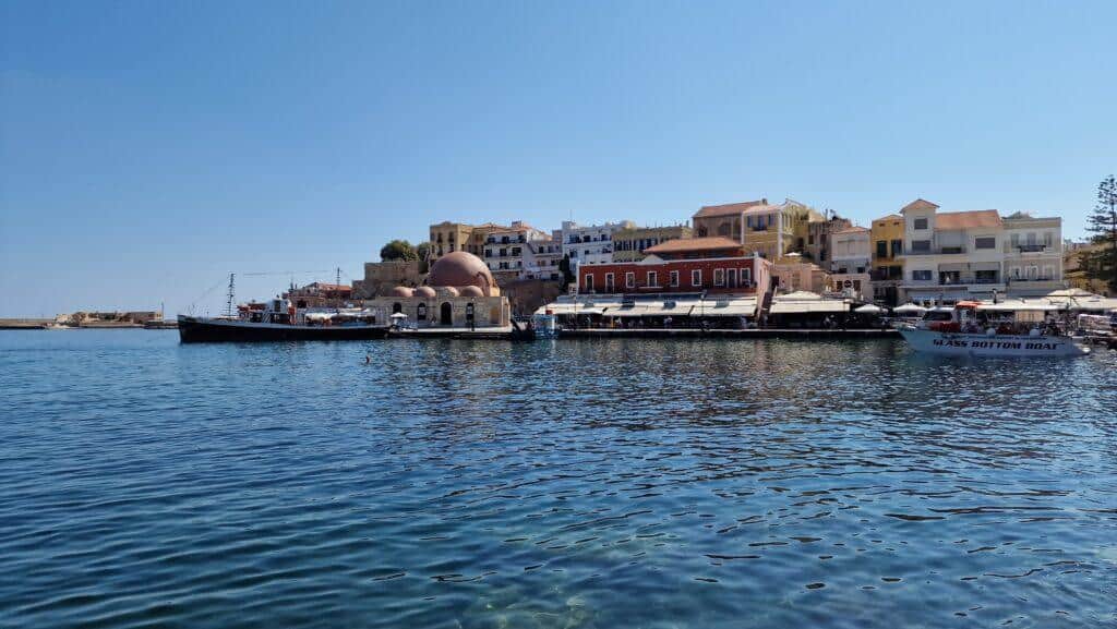 Chania Cosa Vedere: TOP 10 Attrazioni a Creta, Un Tocco di Venezia 2 TOP 10 Creta Chania Cosa vedere? Antico porto veneziano e ex Moschea di Kucuk Hassan Chania Creta cosa vedere