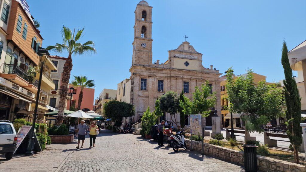 Chania Cosa Vedere: TOP 10 Attrazioni a Creta, Un Tocco di Venezia 9 Centro Storico Chania La Canea Creta Angoli caratteristici e storici 3