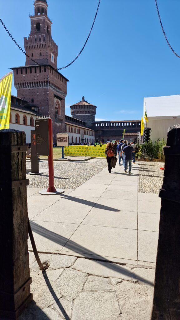 Top 10 Cosa vedere a Milano 34 Cosa vedere a Milano Castello Sforzesco 30