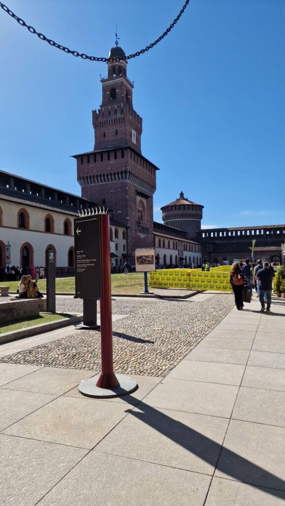 Top 10 Cosa vedere a Milano 36 Cosa vedere a Milano Castello Sforzesco 32