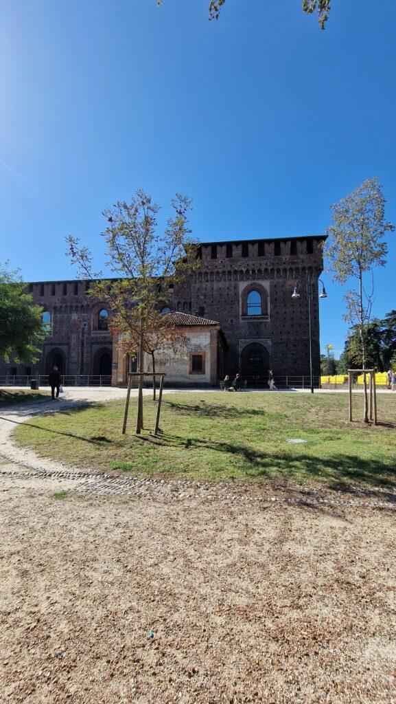 Top 10 Cosa vedere a Milano 2 Cosa vedere a Milano Castello Sforzesco 8