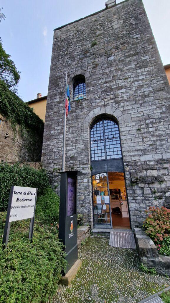 TOP 10 Lago di Como Bellagio cosa vedere? 19 Lago di Como Bellagio cosa vedere Torre Medioevale di Difesa
