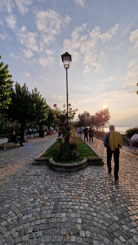 TOP 10 Lago di Como Bellagio cosa vedere? 9 Lago di Como Bellagio cosa vedere lungolago Europa in autunno 19