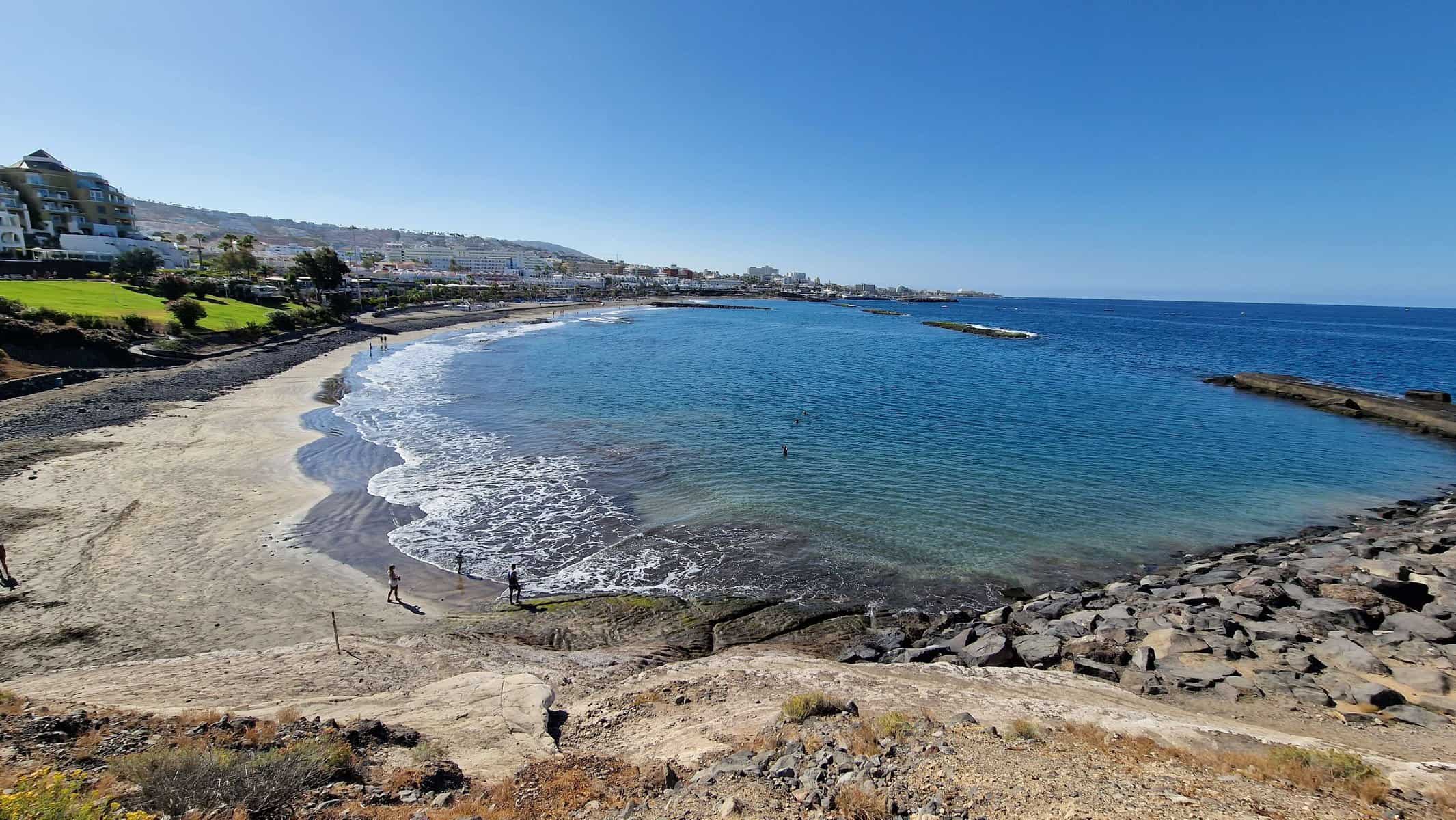 Spiagge Tenerife Sud: Cinque gioielli nascosti che ti lasceranno senza fiato! 7 Tenerife sud cosa vedere Migliori Spiagge Tenerife Playa de Fanabe